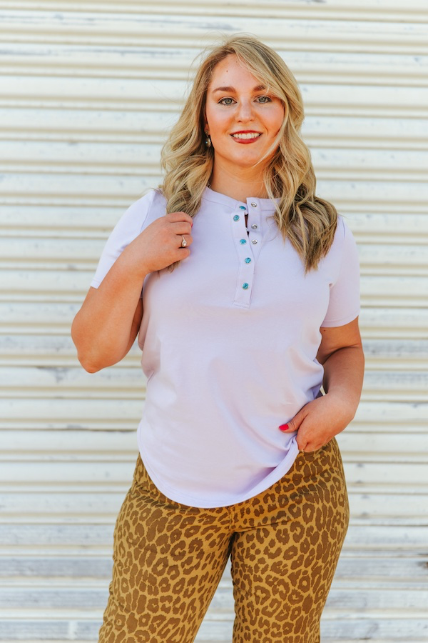 Turquoise snapped down tee